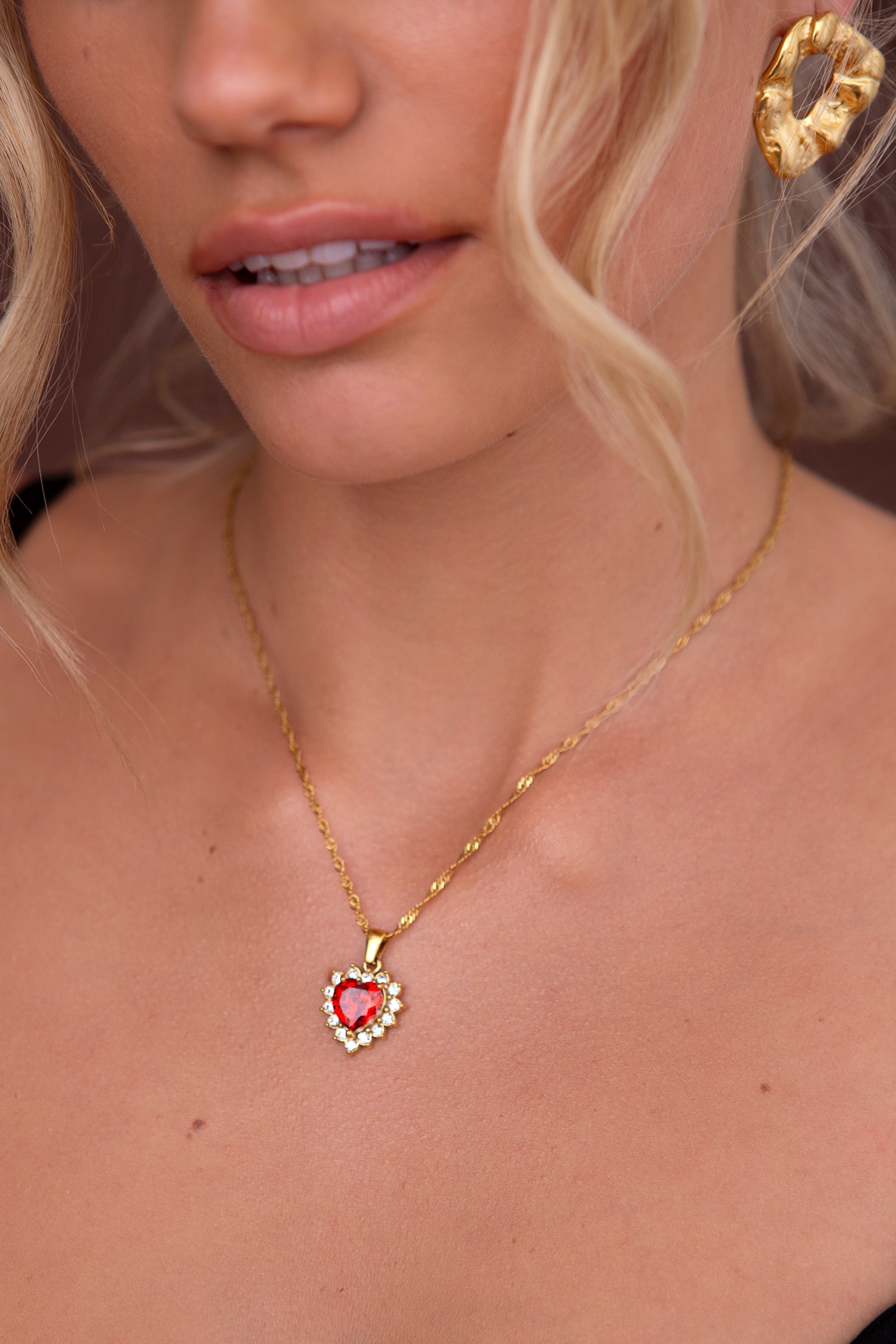 QUEEN OF HEARTS || NECKLACE