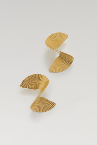 LEO SPIRAL | STUD