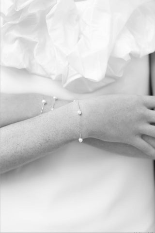 ELLE | TRIPLE PEARL BRACELET WHITE GOLD