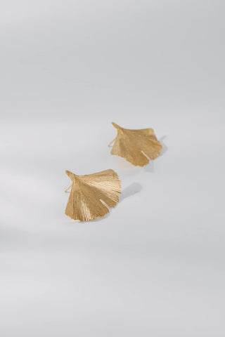GINKGO | STUD EARRING [medium]