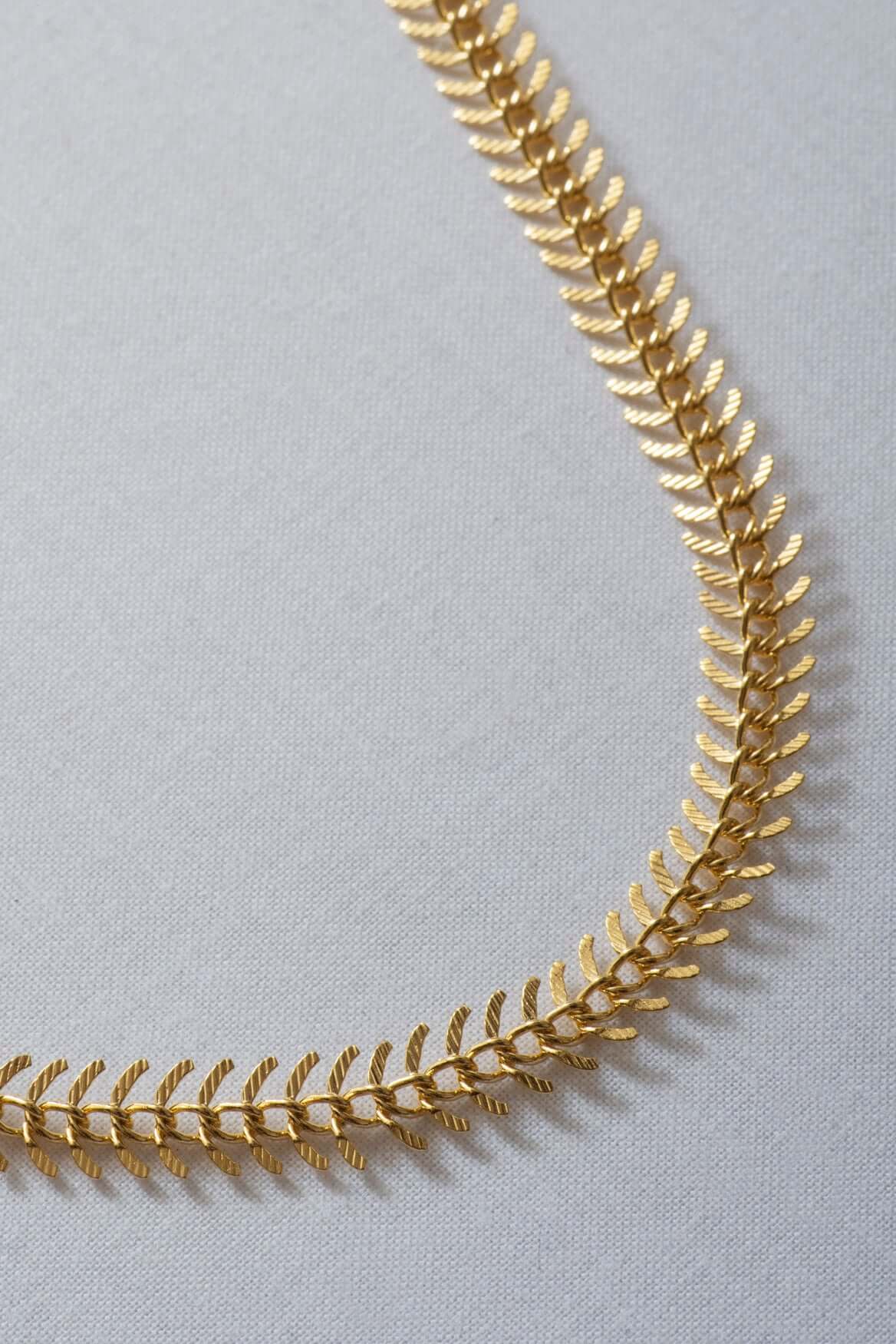 Fishbone necklace gold hotsell