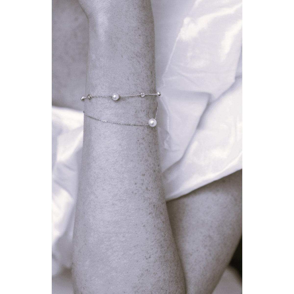 Tiffany pearls by the 2025 yard bracelet