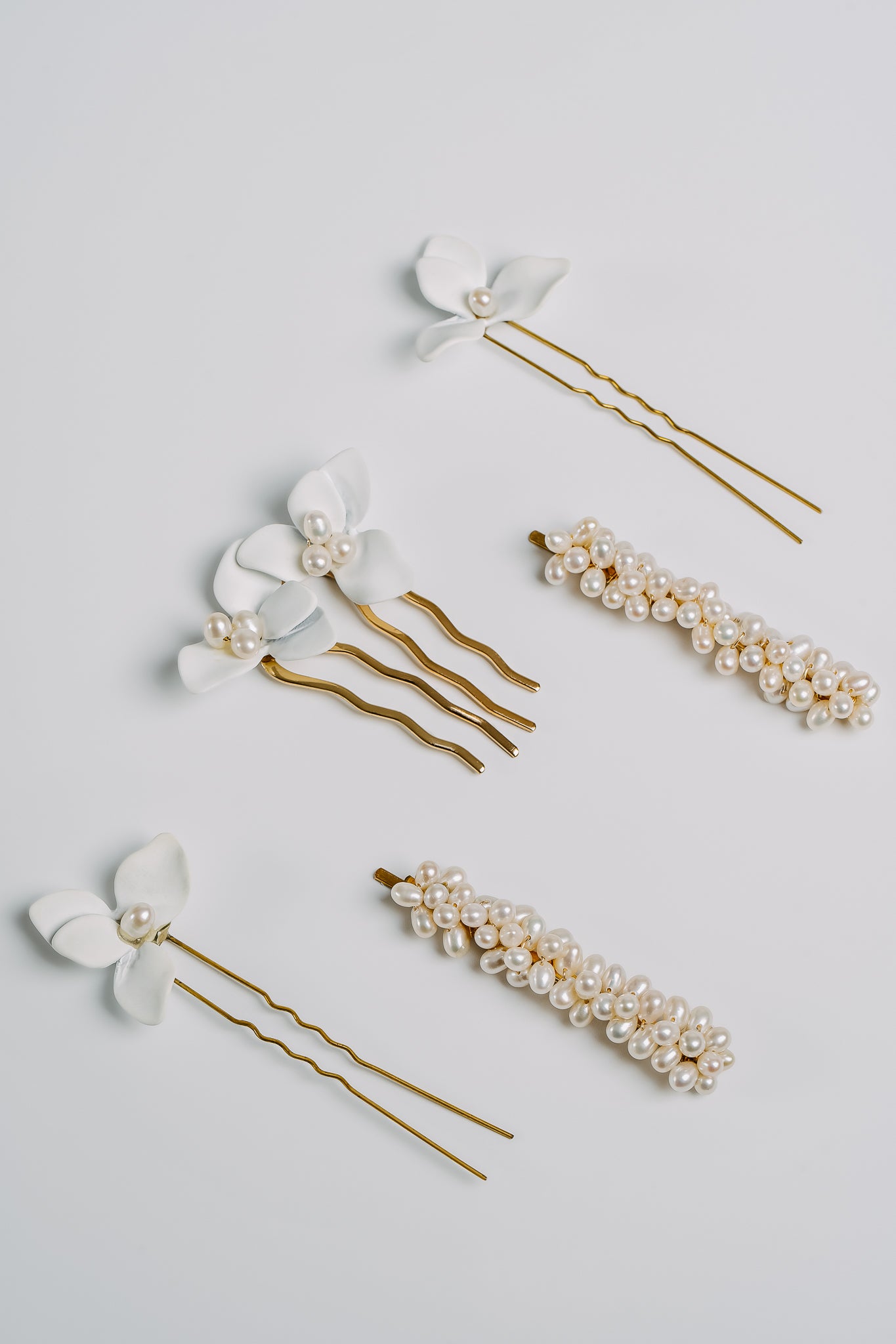 TIGE DE MAGNOLIA || DES BOUCLES D'OREILLES