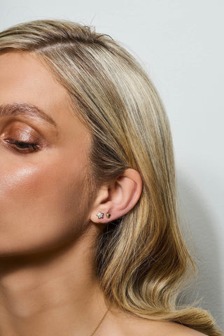 Orecchini a lobo Laval Pearl 7mm 18ct