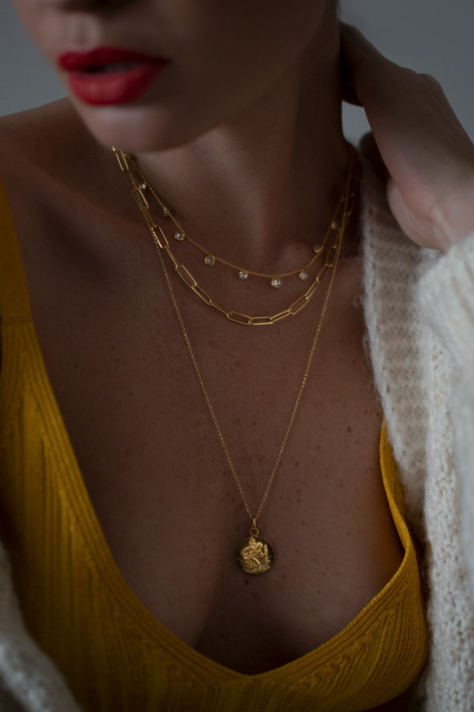 CHARM || NECKLACE